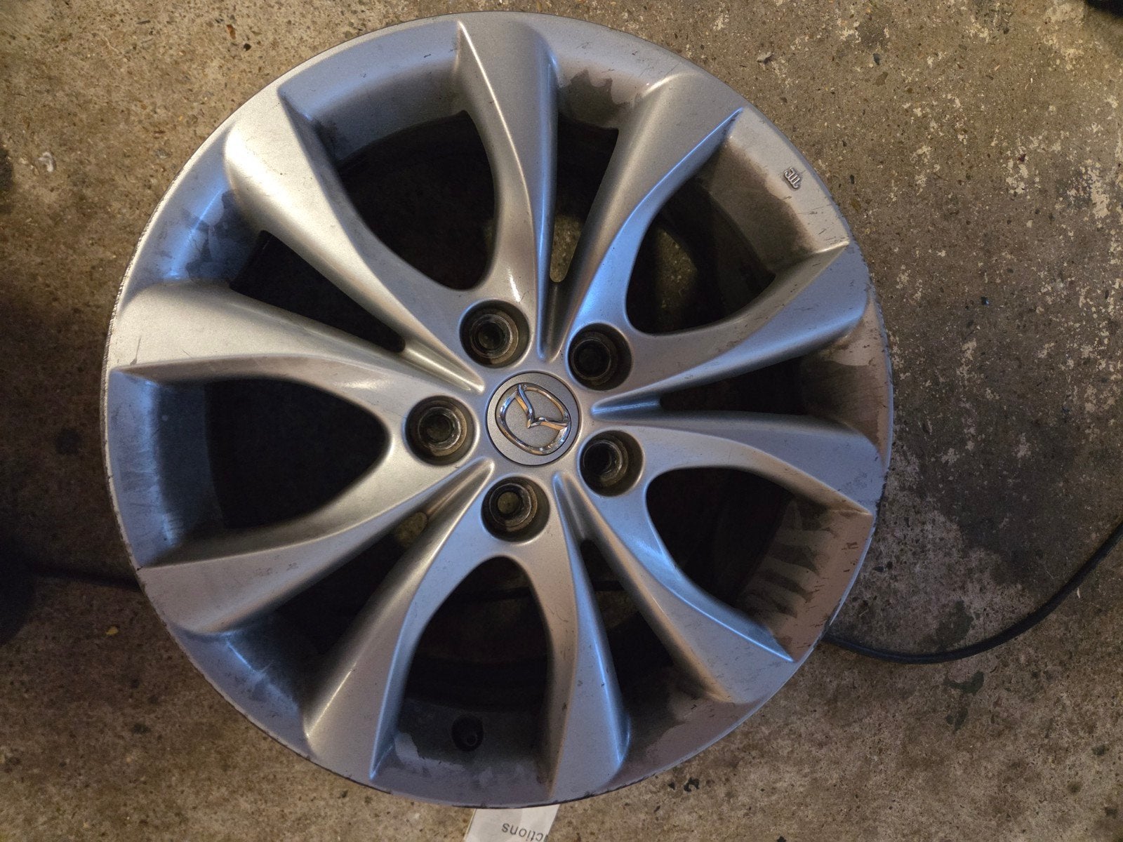 Mazda 3 Velgen 5x114.3 met moeren/slotmoer, Ophalen, Gebruikt, Zomerbanden, Velg(en)