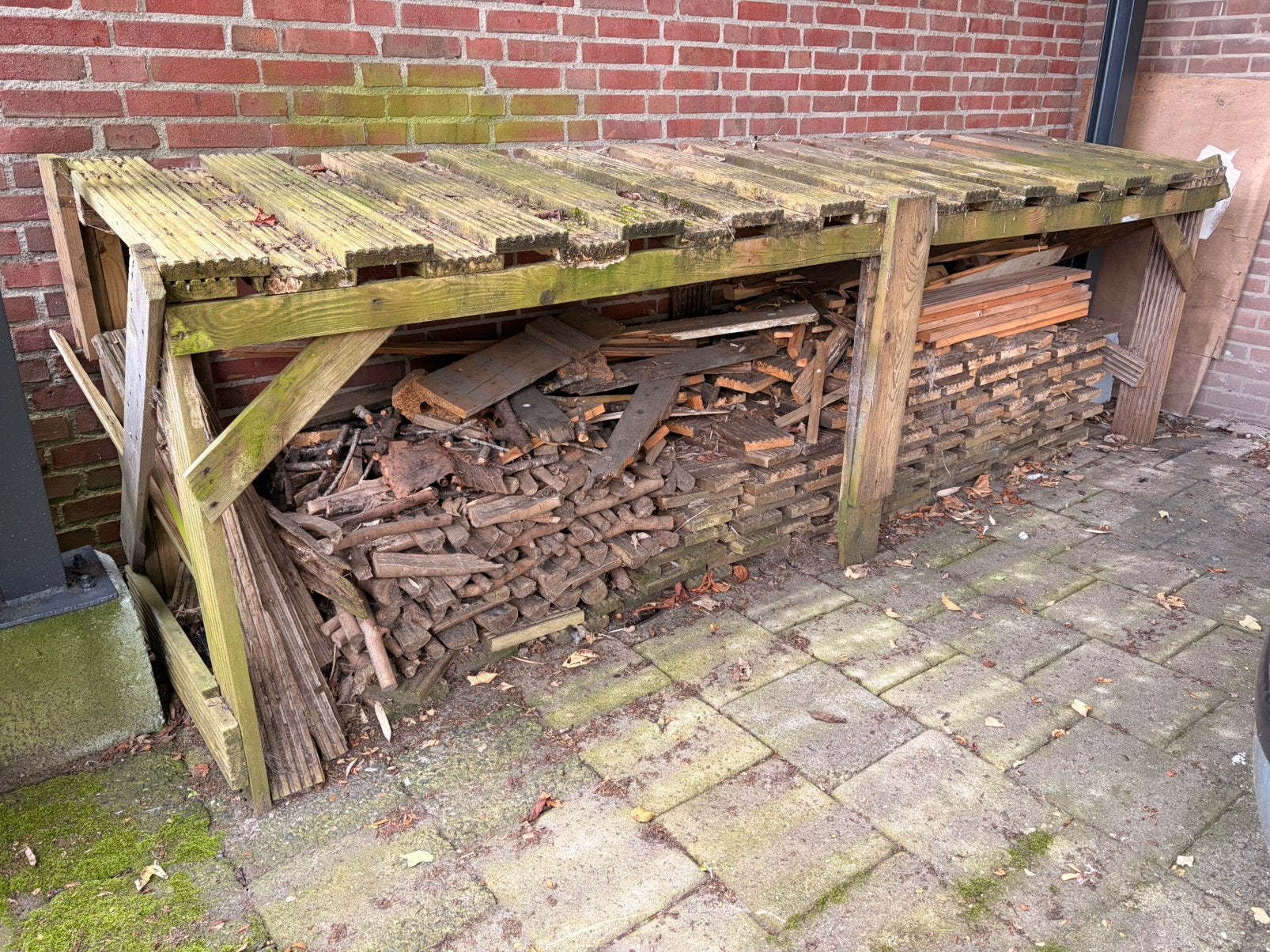 Gedroogd hout voor kachel of hobby, Minder dan 3 m³, Ophalen, Blokken