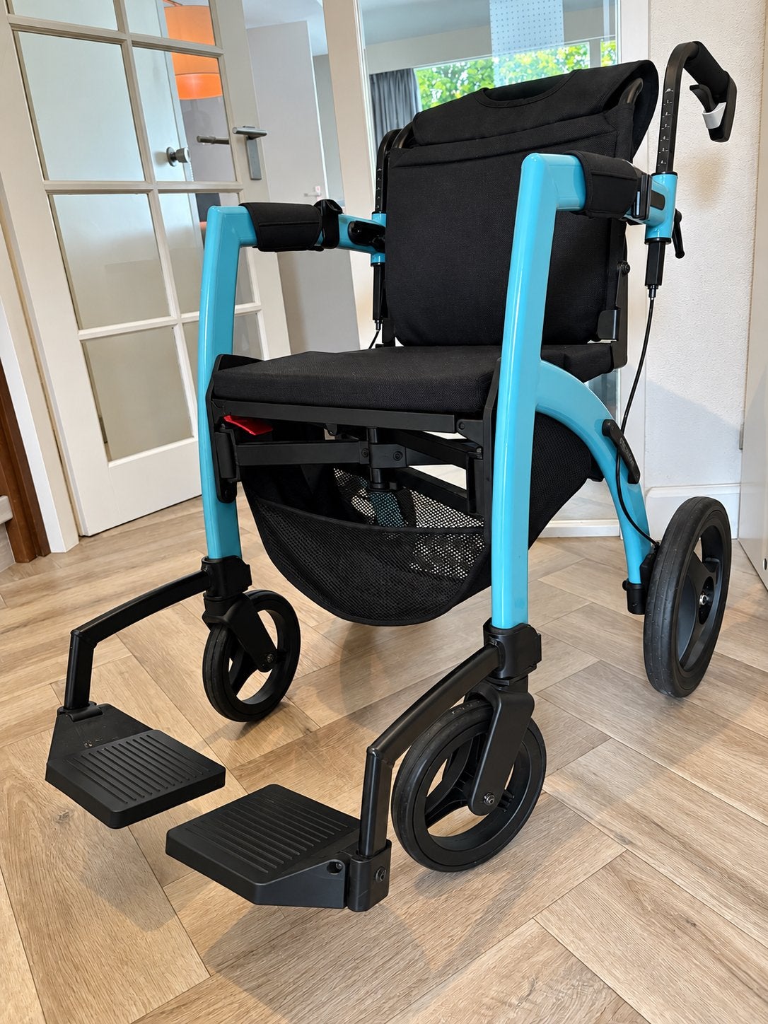 Rollz Rolstoel en Rollator, Ophalen, Inklapbaar, Zo goed als nieuw, Duwrolstoel