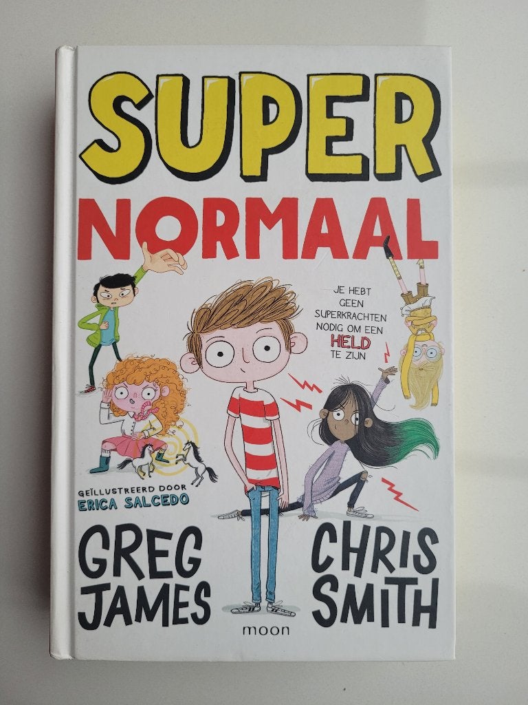Super Normaal 1, Gelezen, Greg Davis, Ophalen of Verzenden, Fictie