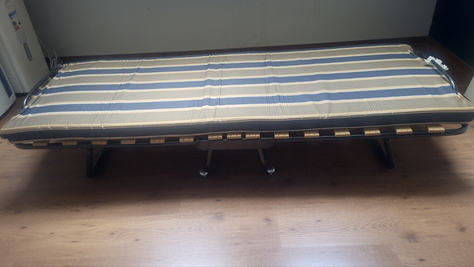 Opklapbaar 1 persoons logeerbed, Ophalen, Eenpersoons, 190 cm of minder, 80 cm