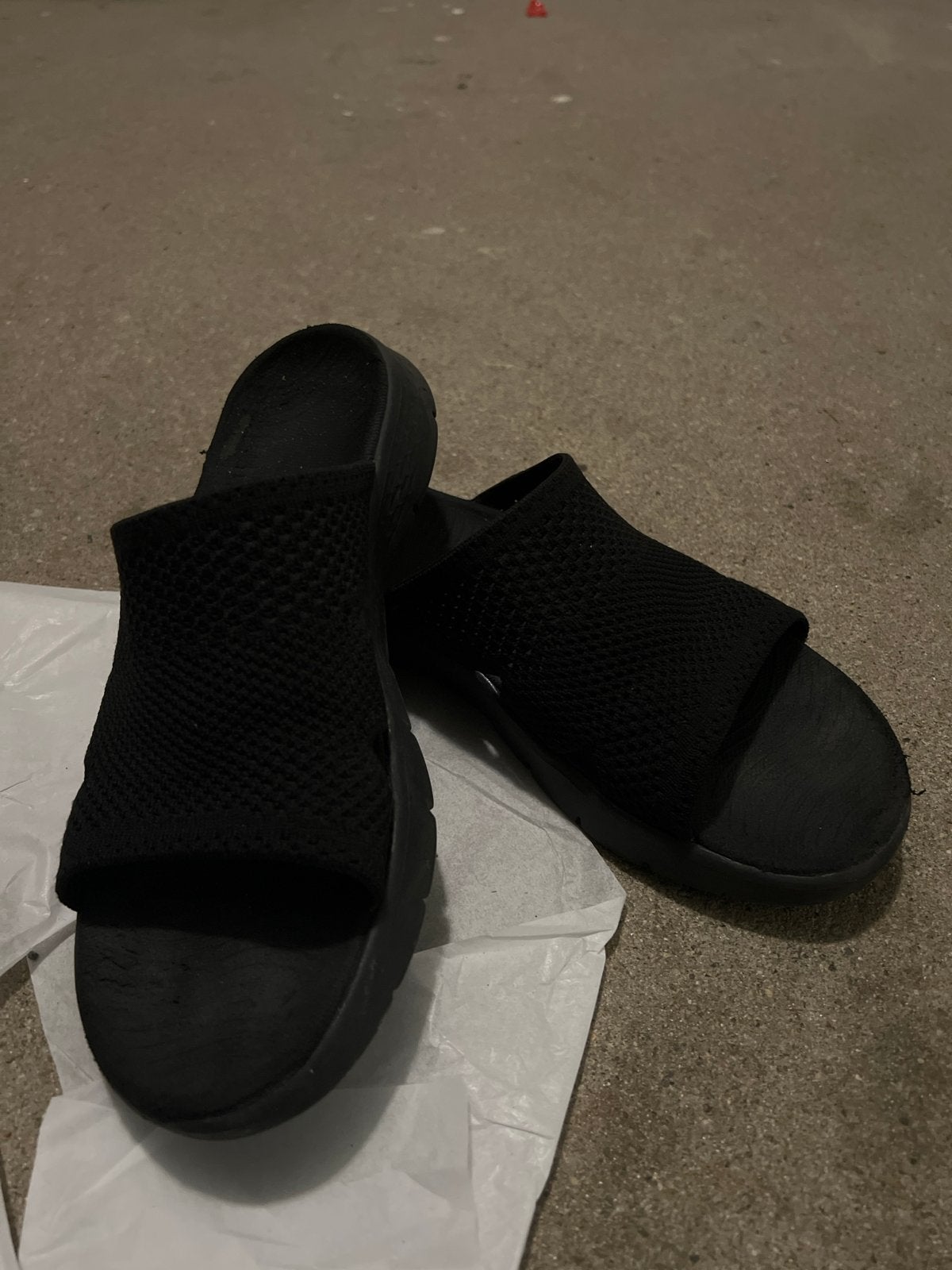 Heerlijke Skechers dames slippers maat 40, Ophalen, Gedragen, Zwart, Slippers