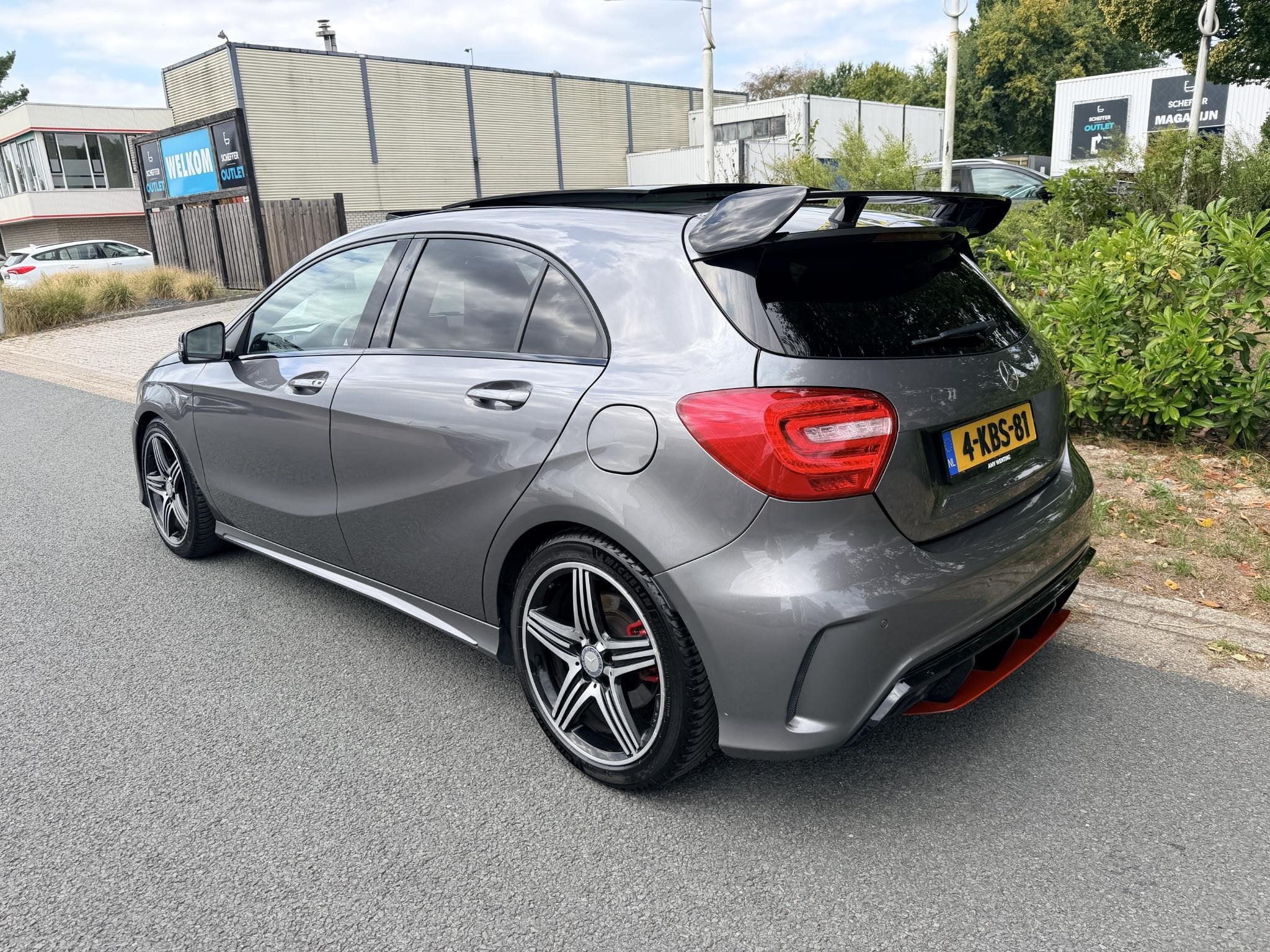 Mercedes-Benz A-klasse 250 AMG 211PK AUT•Pano•HarmanKard, Auto's, Mercedes-Benz, 730 kg, Gebruikt, 4 cilinders, Bedrijf