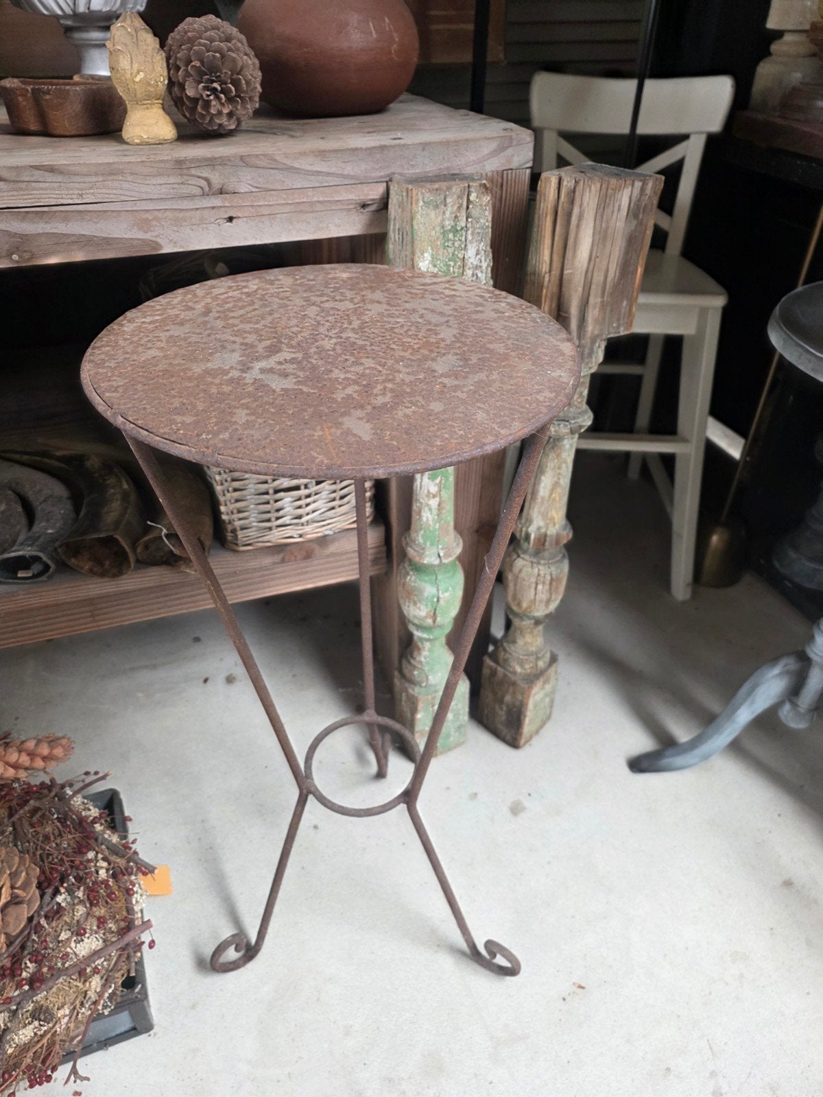 brocante ijzeren tafeltje bijzettafeltje, Ophalen of Verzenden