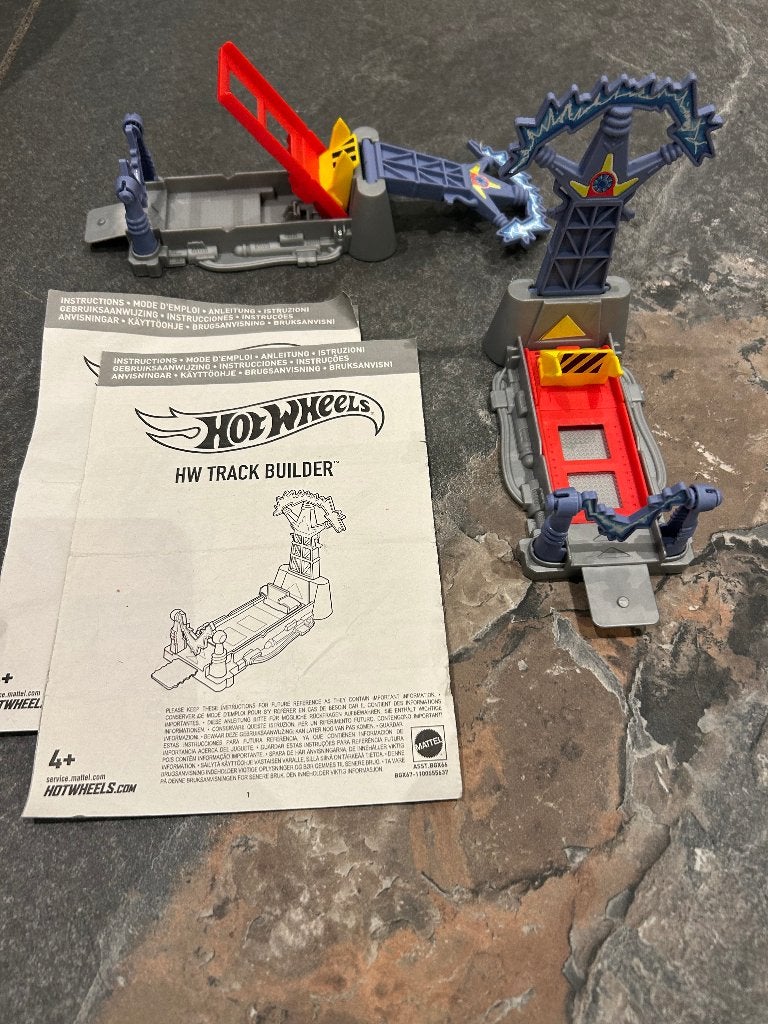 2X Hotwheels TRACK BUILDER Flip Tower, Ophalen, Onderdelen, Zelf te bouwen, Zo goed als nieuw