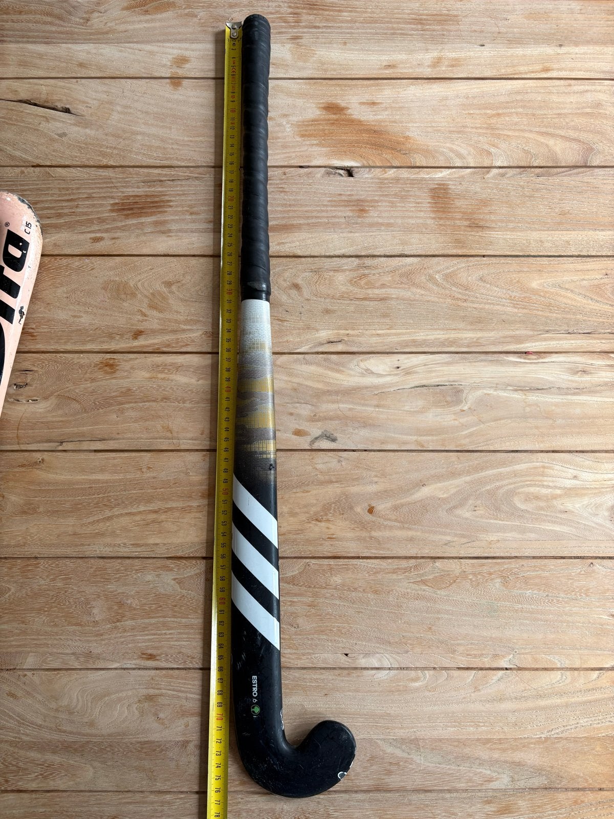 Adidas Estro 6 Zaalhockeystick 30 inch - Gebruikt, Sport en Fitness, Ophalen, Gebruikt, Stick