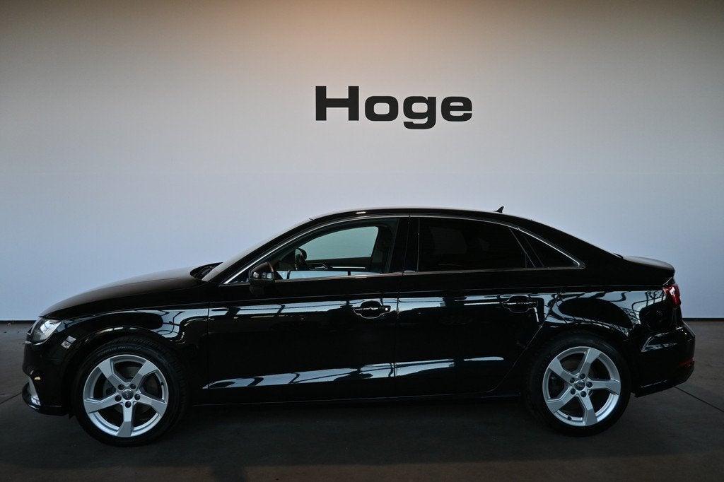 Audi A3 Limousine 35 TFSI CoD Advance Clima Navigatie Virtua, Auto's, Audi, Voorwielaandrijving, Automatische klimaatregeling
