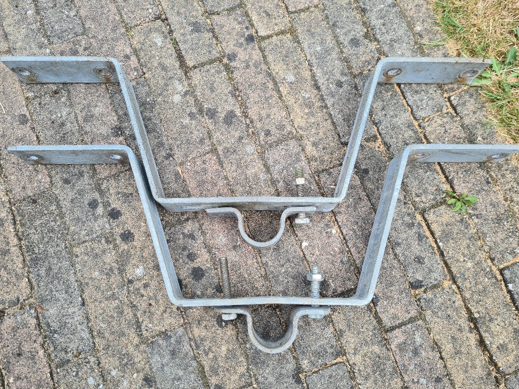 Zware verzinkte muurbeugel, Ophalen, Gebruikt, Toebehoren