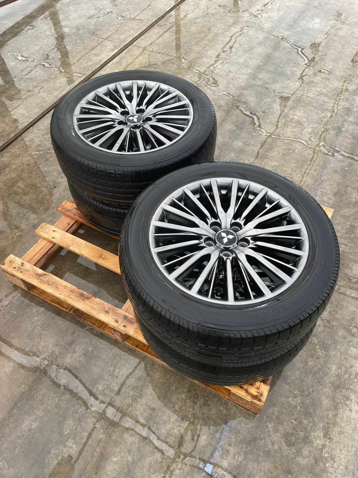Set originele velgen 18 inch voor Outlander PHEV, Auto-onderdelen, Ophalen, 18 inch, Gebruikt, 255 mm