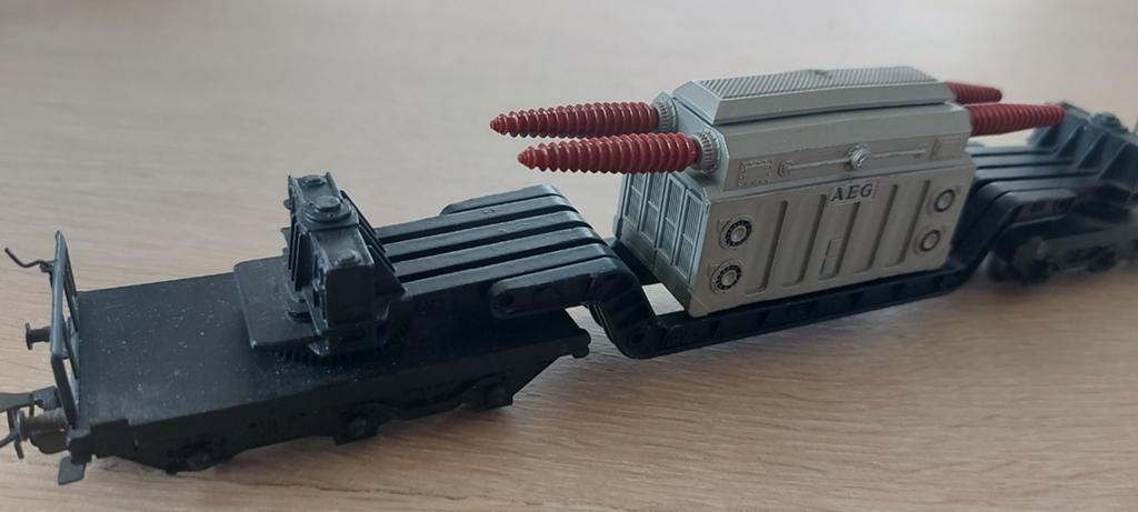 Märklin DB/AEG trafokuilwagen + trafo  artnr 4717.2, Wisselstroom, Wagon, Ophalen of Verzenden, Zo goed als nieuw