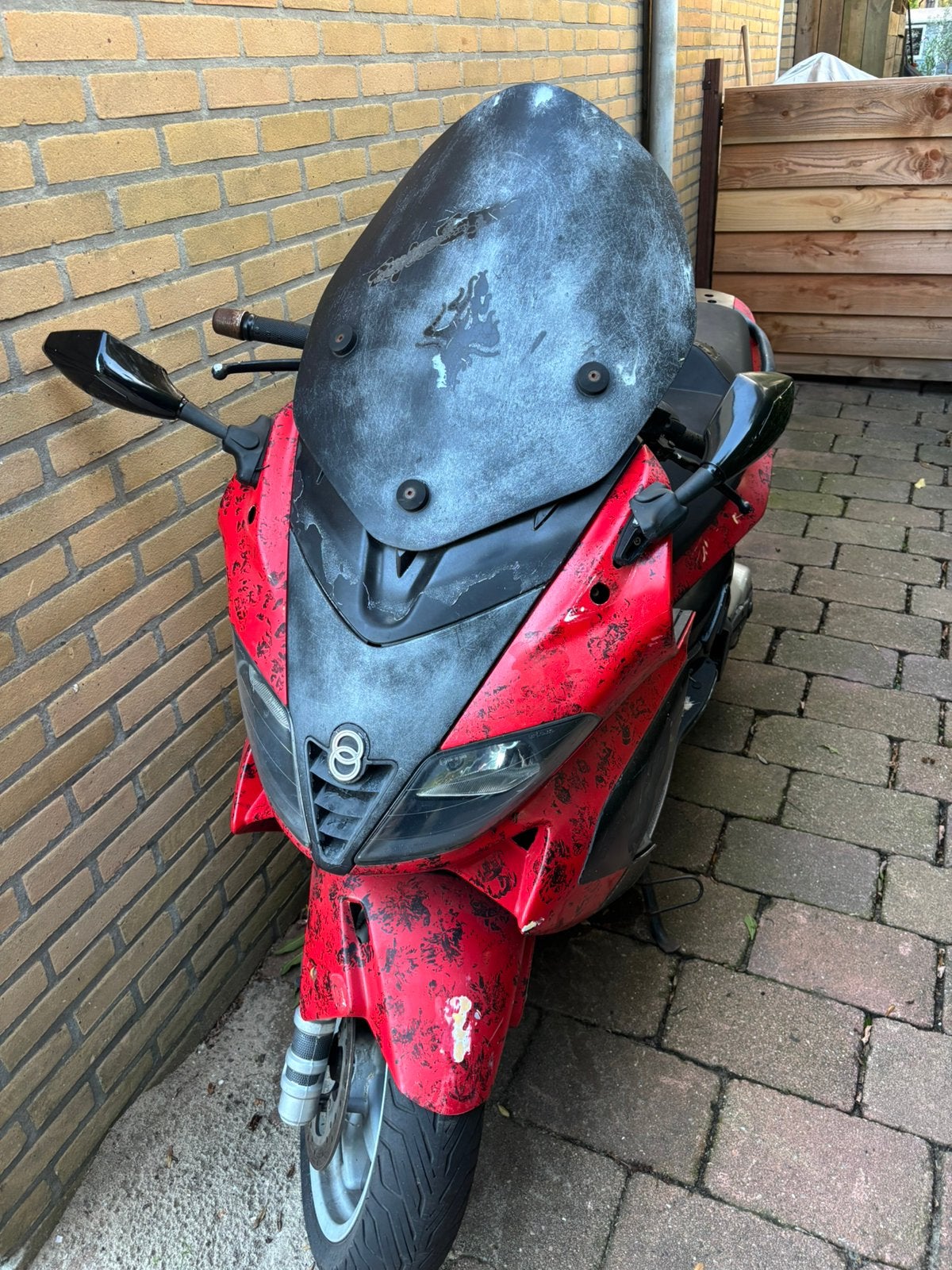 Gillera nexux 500cc (opknapper), Ophalen, Zo goed als nieuw, Benzine, Overige modellen