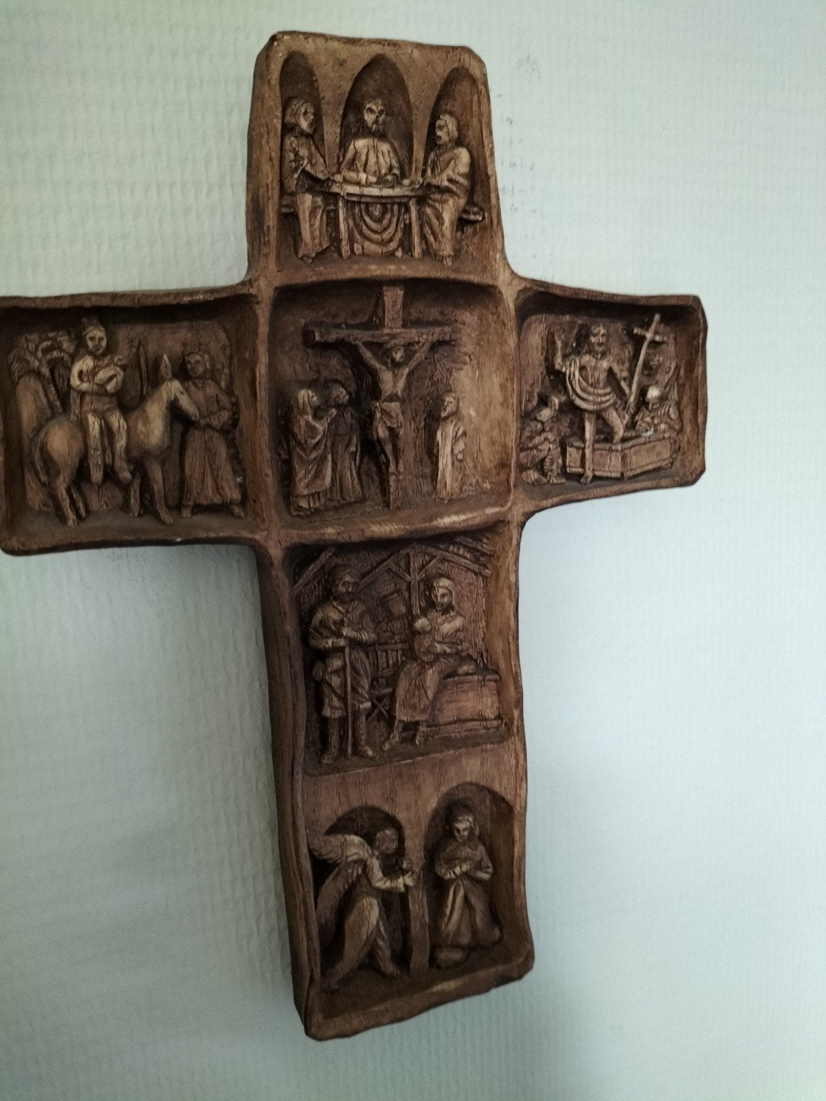 Gipsen Kruis met Bijbelse Scènes - Houtkleurig, Ophalen of Verzenden