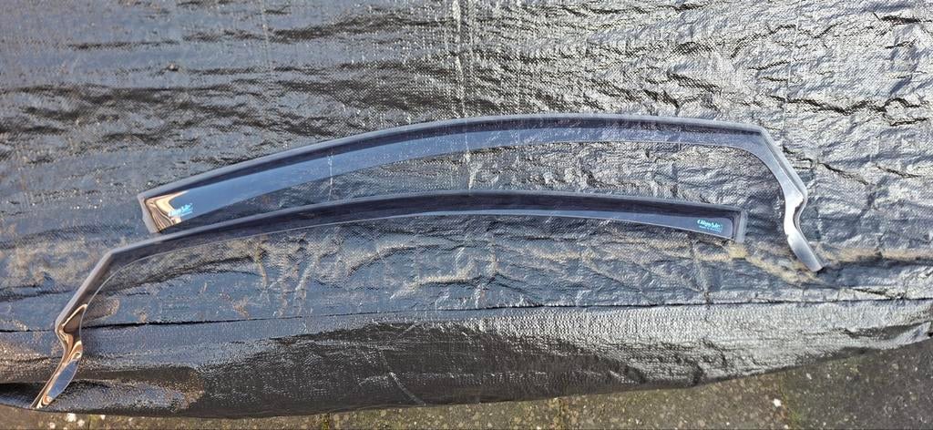 ClimAir zijwindschermen voor Seat Altea modeljaar 2004/2009, Ophalen