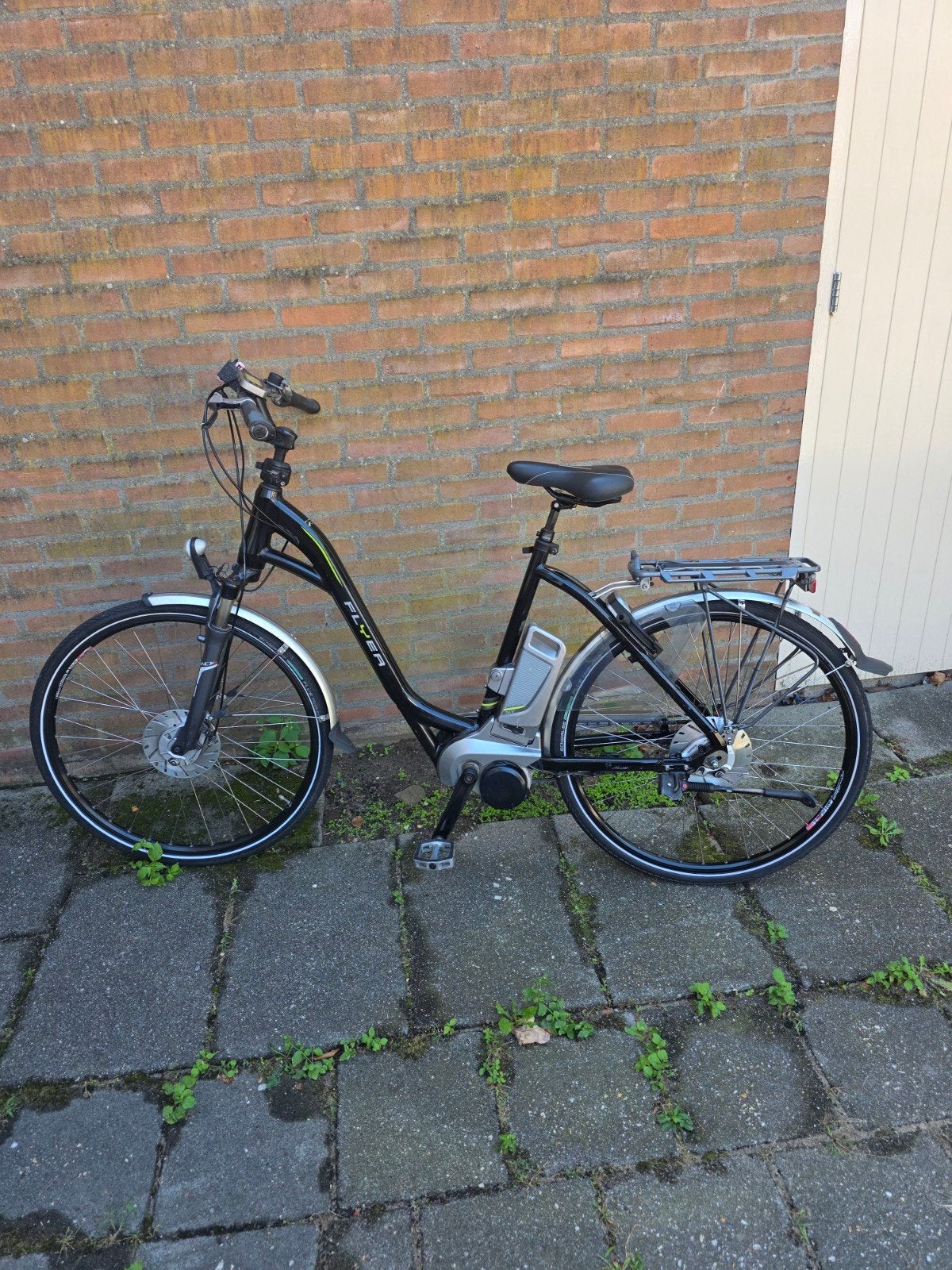 Elektrische fiets Flyer, Ophalen