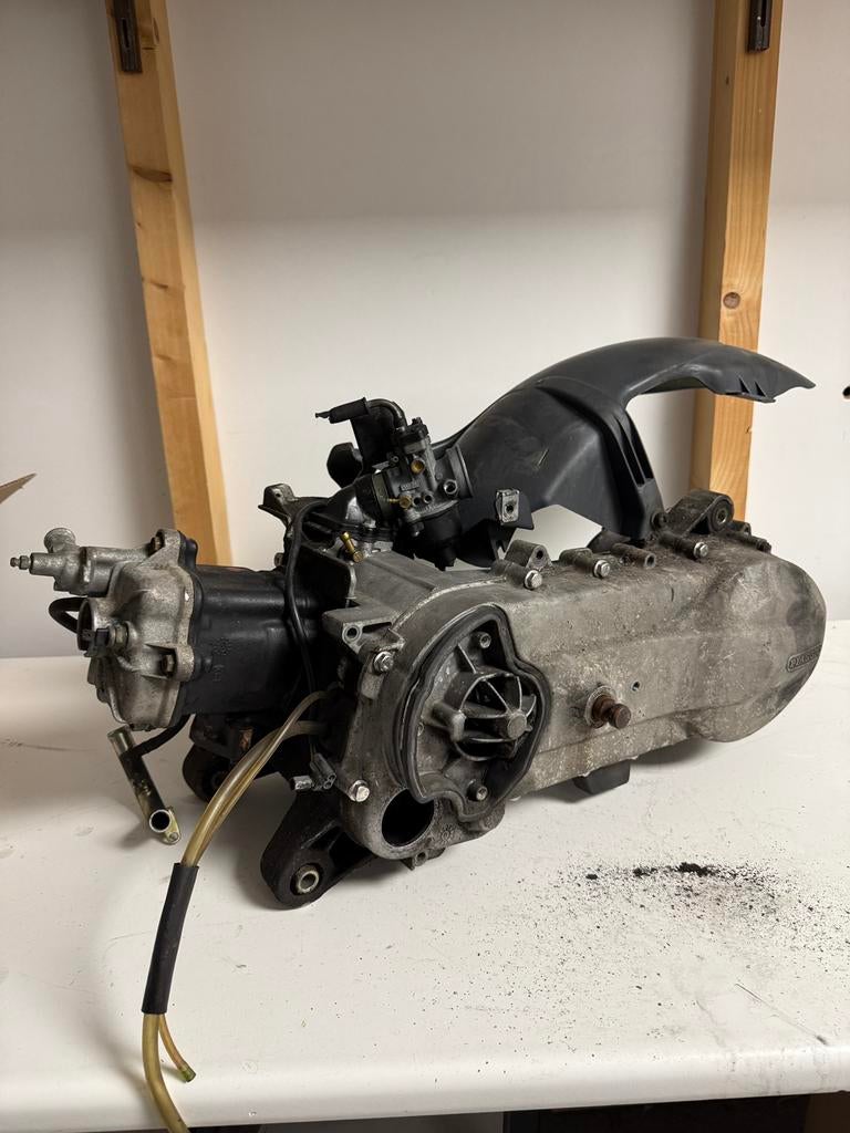 Runner 125cc M07 Blok, Fietsen en Brommers, Brommeronderdelen | Scooters, Gebruikt, Piaggio, Blok, Ophalen