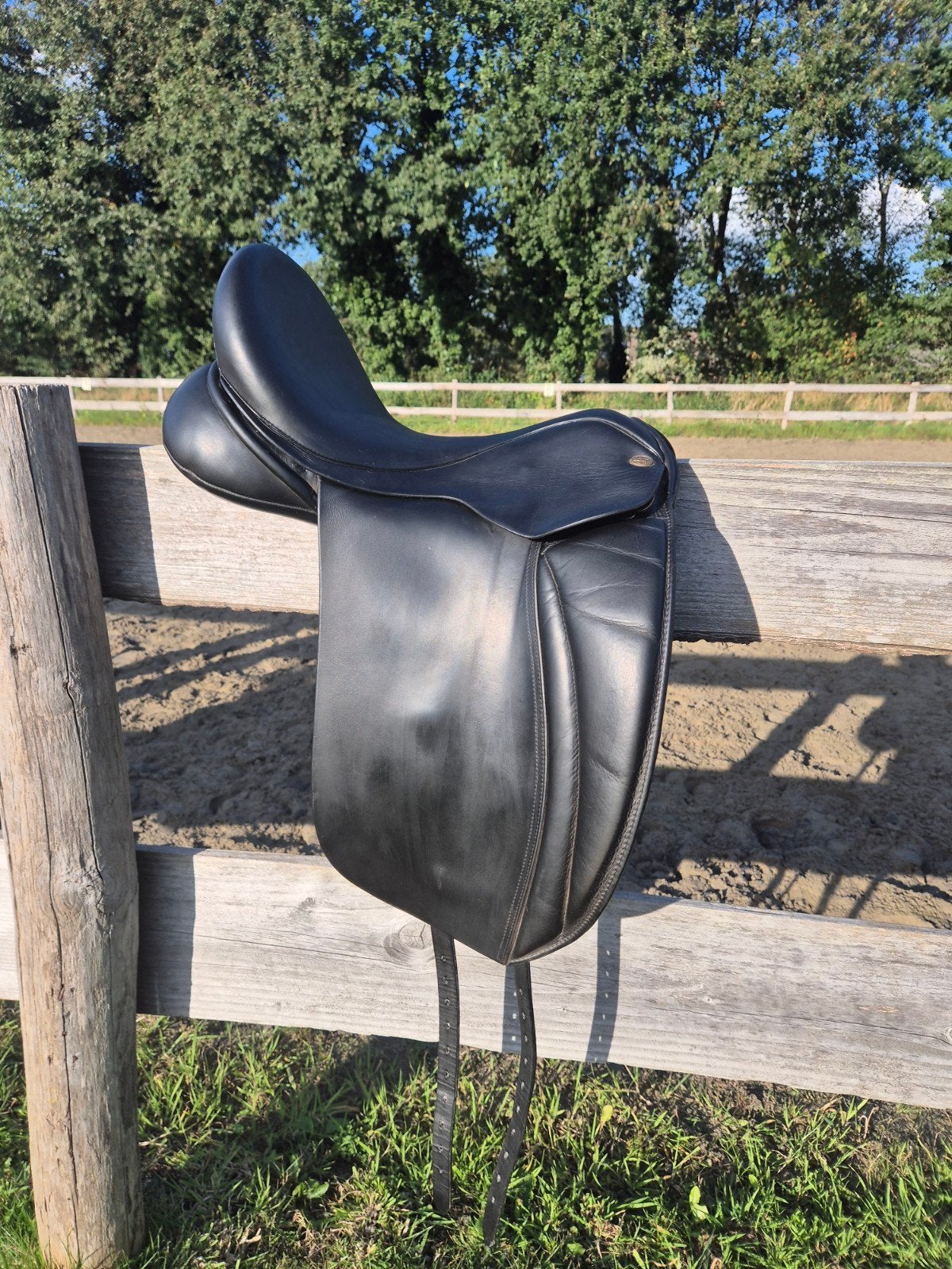 Hulsebos dressuur zadel 17,5 inch., Ophalen, Gebruikt, Dressuur