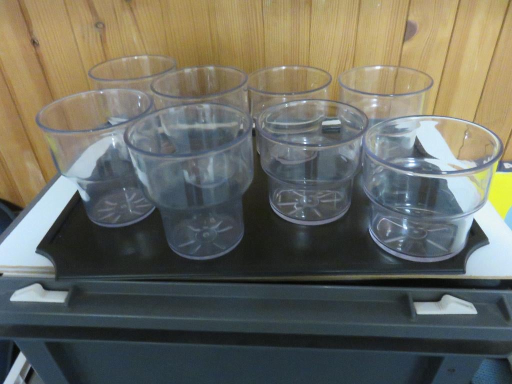 Camping drink glazen onbreekbaar 4 x gr en  4x kl, Ophalen of Verzenden, Gebruikt