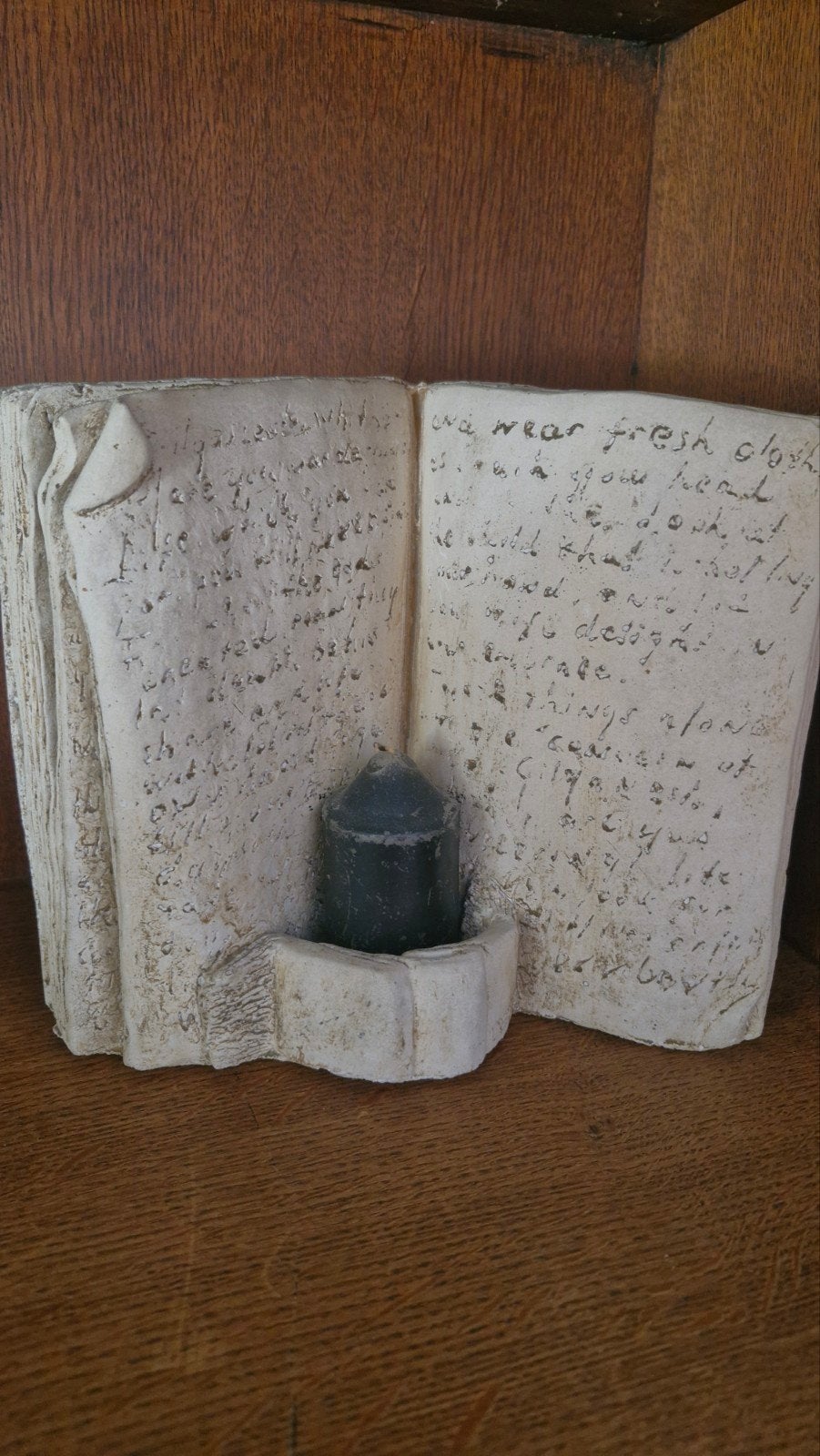 Decoratieve Boek Kaarsenhouder - Uniek Design, Ophalen