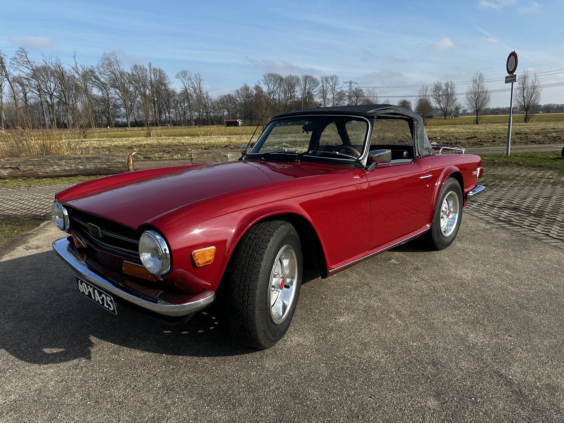 Triumph TR6 (bj 1973), foto 2