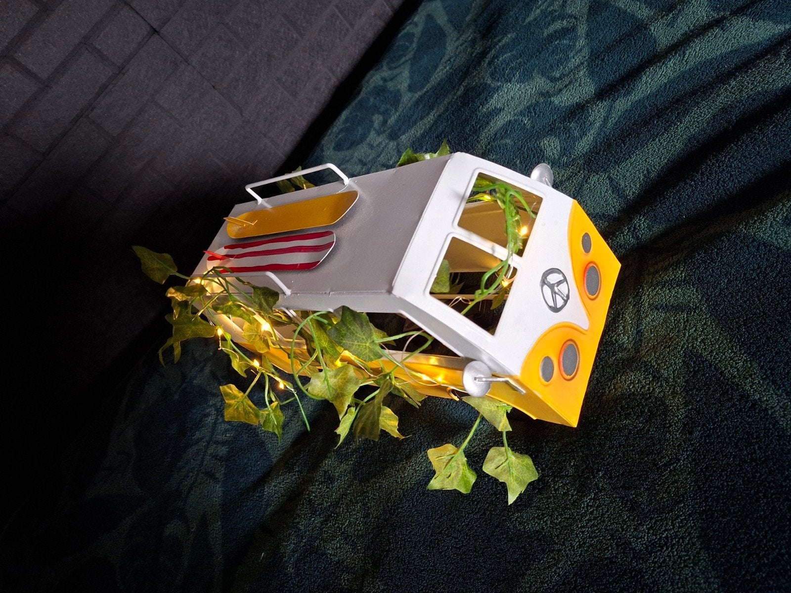 vw bus met verlichting,  leuk voor in huis, Huis en Inrichting, Ophalen
