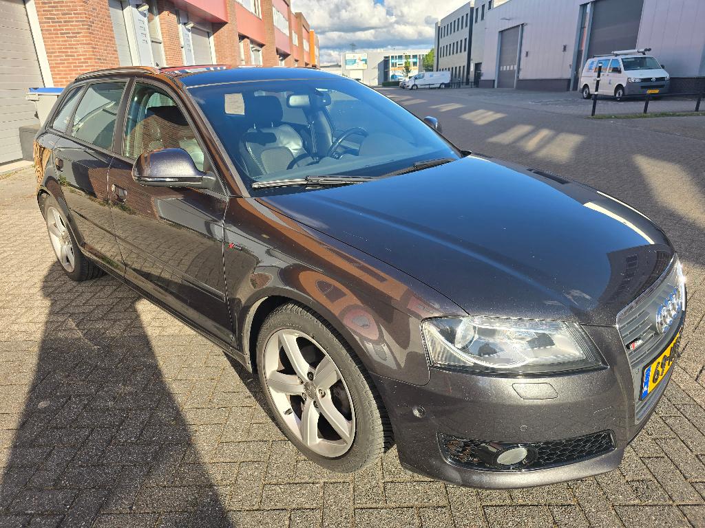 Audi A3 1.8 Tfsi 118KW Sportback AUT 2009 Grijs, 15 km/l, Zwart, 4 cilinders, 700 kg