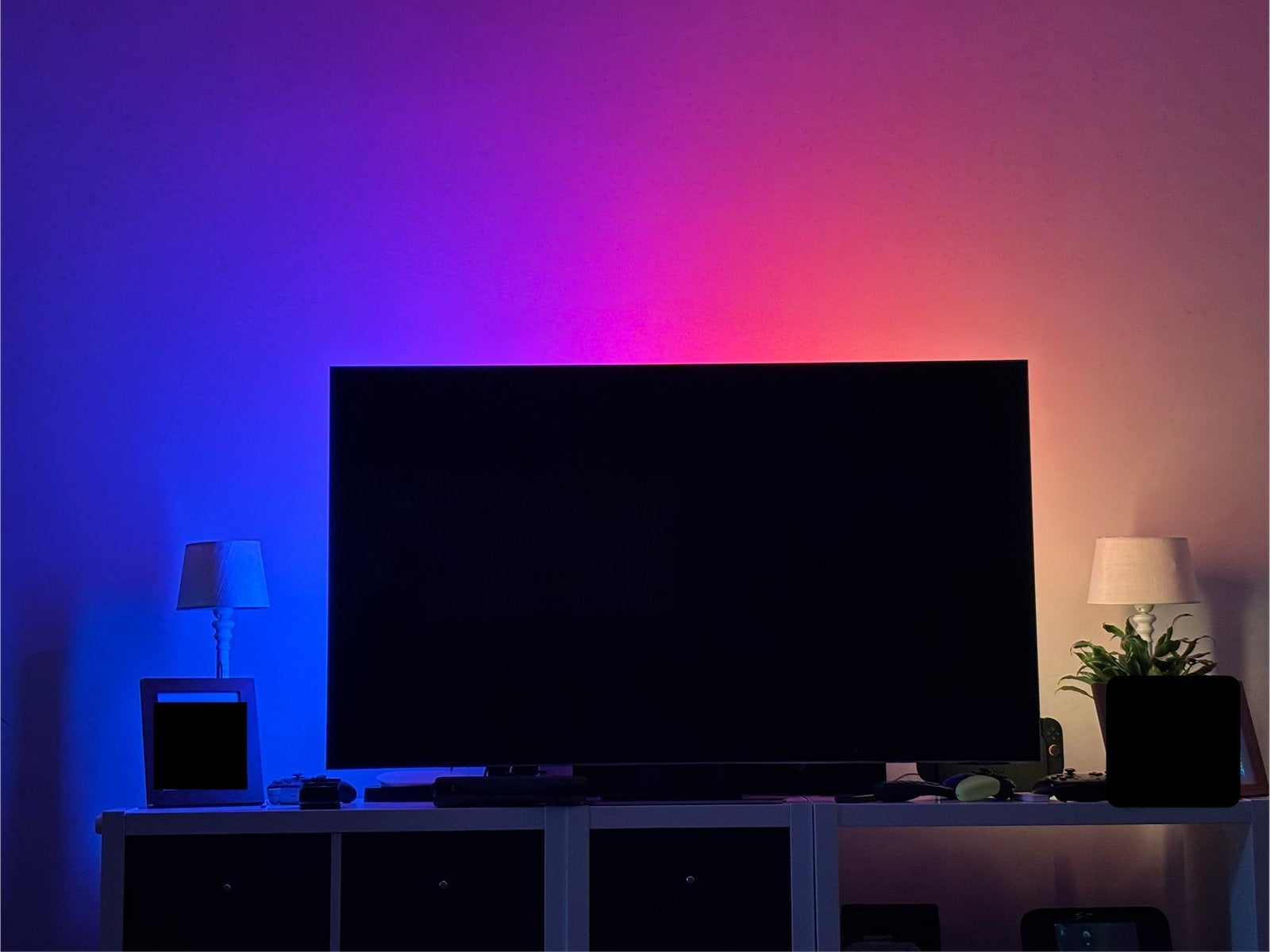 Philips Hue Play Gradient 55” Compleet, Zeer weinig gebruikt, Ophalen of Verzenden, Zo goed als nieuw