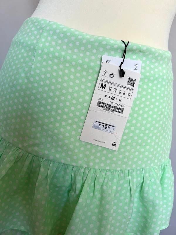 Zara broekrok maat M | mintgroen met stippen en ruches, Kleding | Dames, Rokken, Maat 38/40 (M), Nieuw, Ophalen of Verzenden, Boven de knie