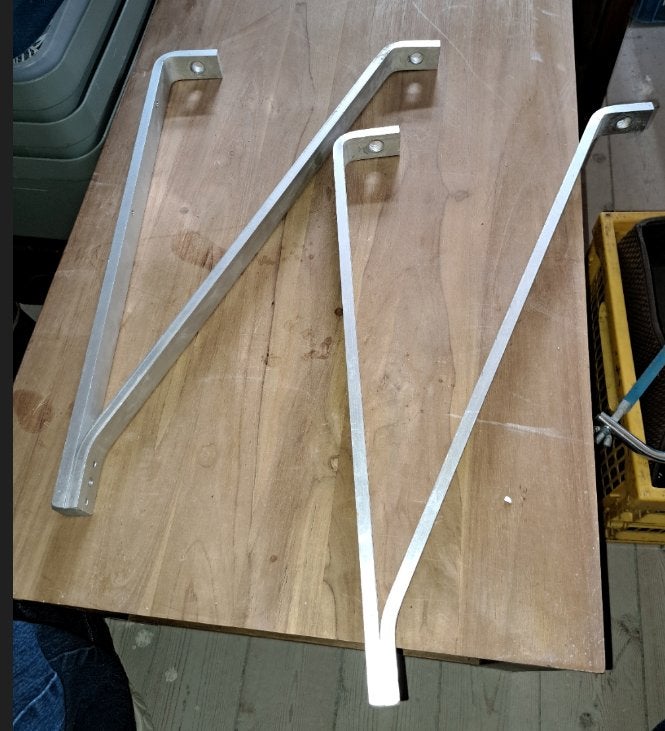 Set metalen beugels / hoekankers en draagbeugels, Ophalen, 250 mm of meer