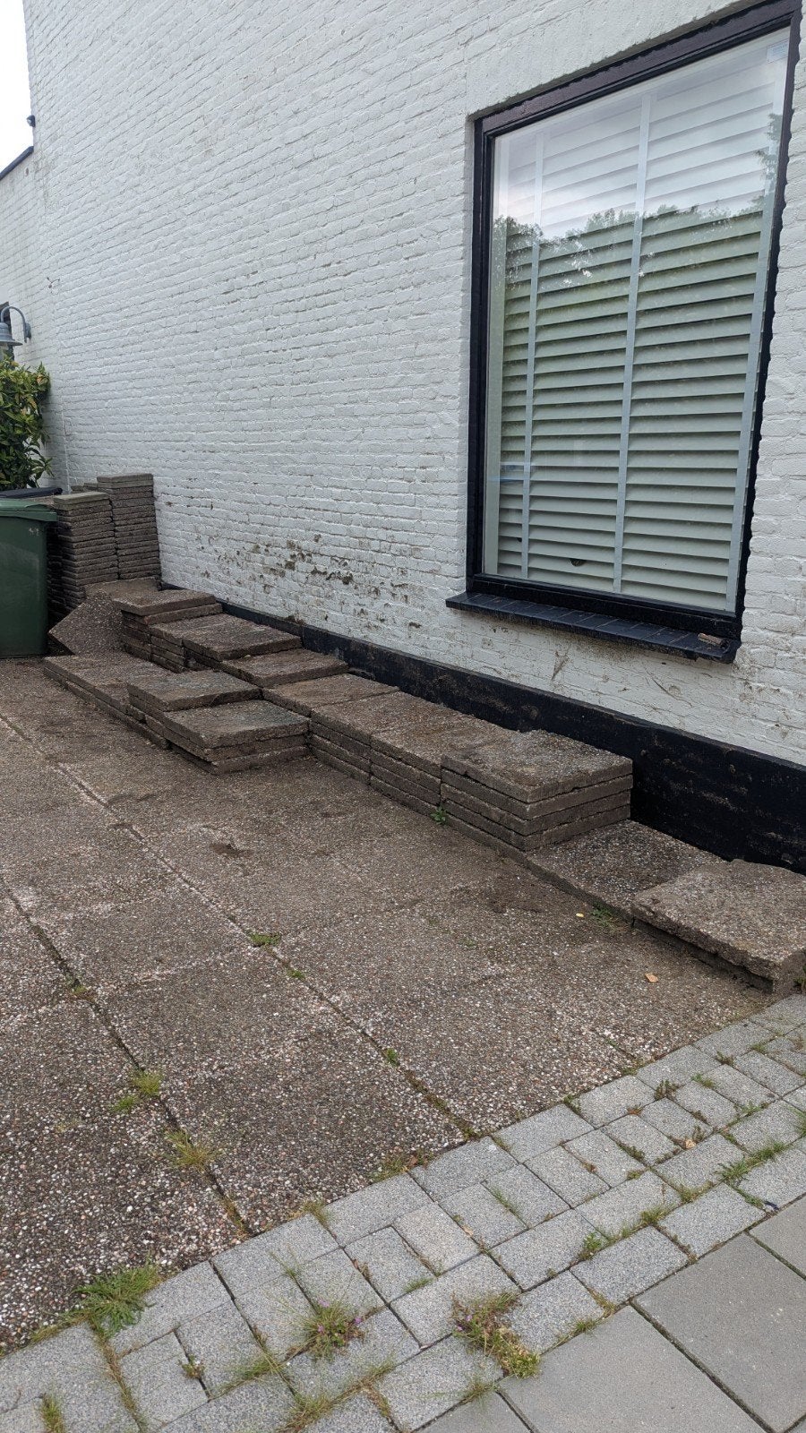 Gratis terras tegels 50*50cm , ~15 m²., Tuin en Terras, Tegels en Klinkers, Ophalen, Gebruikt, 10 m² of meer, Beton