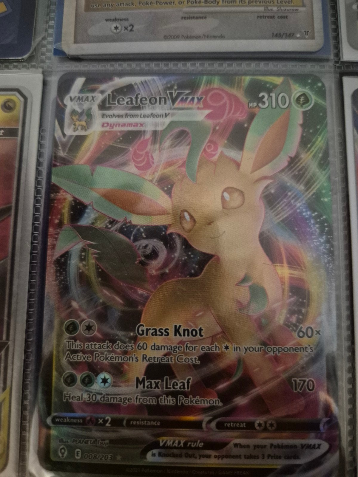 Leafeon VMAX Pokémon Kaart - E 008/203, Ophalen of Verzenden, Zo goed als nieuw, Losse kaart