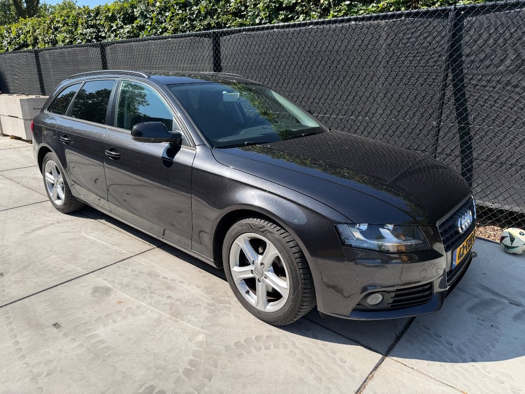 Audi A4 1.8 Tfsi 88KW Avant Multitronic 2012 Grijs, Auto's, Audi, Zwart, 4 cilinders, A4, Zwart
