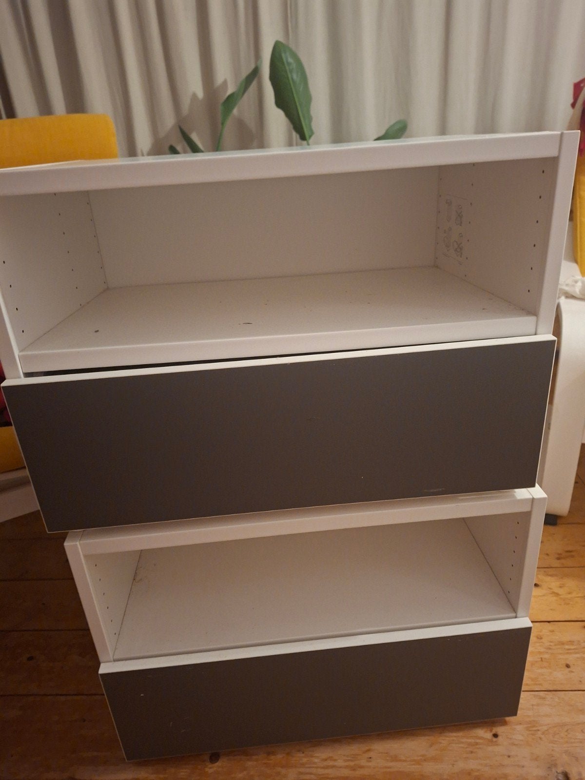 Twee kastjes met lade en open vak, ikea, Ophalen, Gebruikt
