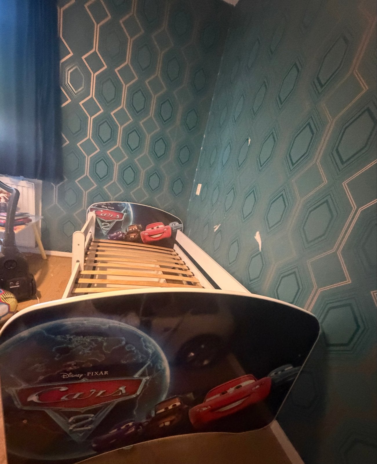 Cars kinderbed met lattenbodem, Huis en Inrichting, Slaapkamer | Bedden, Ophalen, Gebruikt, 90 cm, Eenpersoons