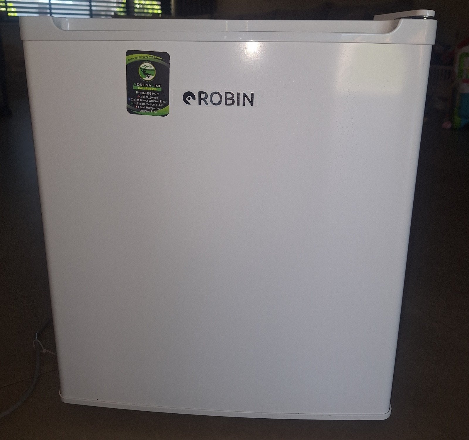 Robin Mini Koelkast (41L) - Compact & Zuinig Tafelmodel, Ophalen, Energieklasse A of zuiniger, Met vriesvak, Minder dan 45 cm