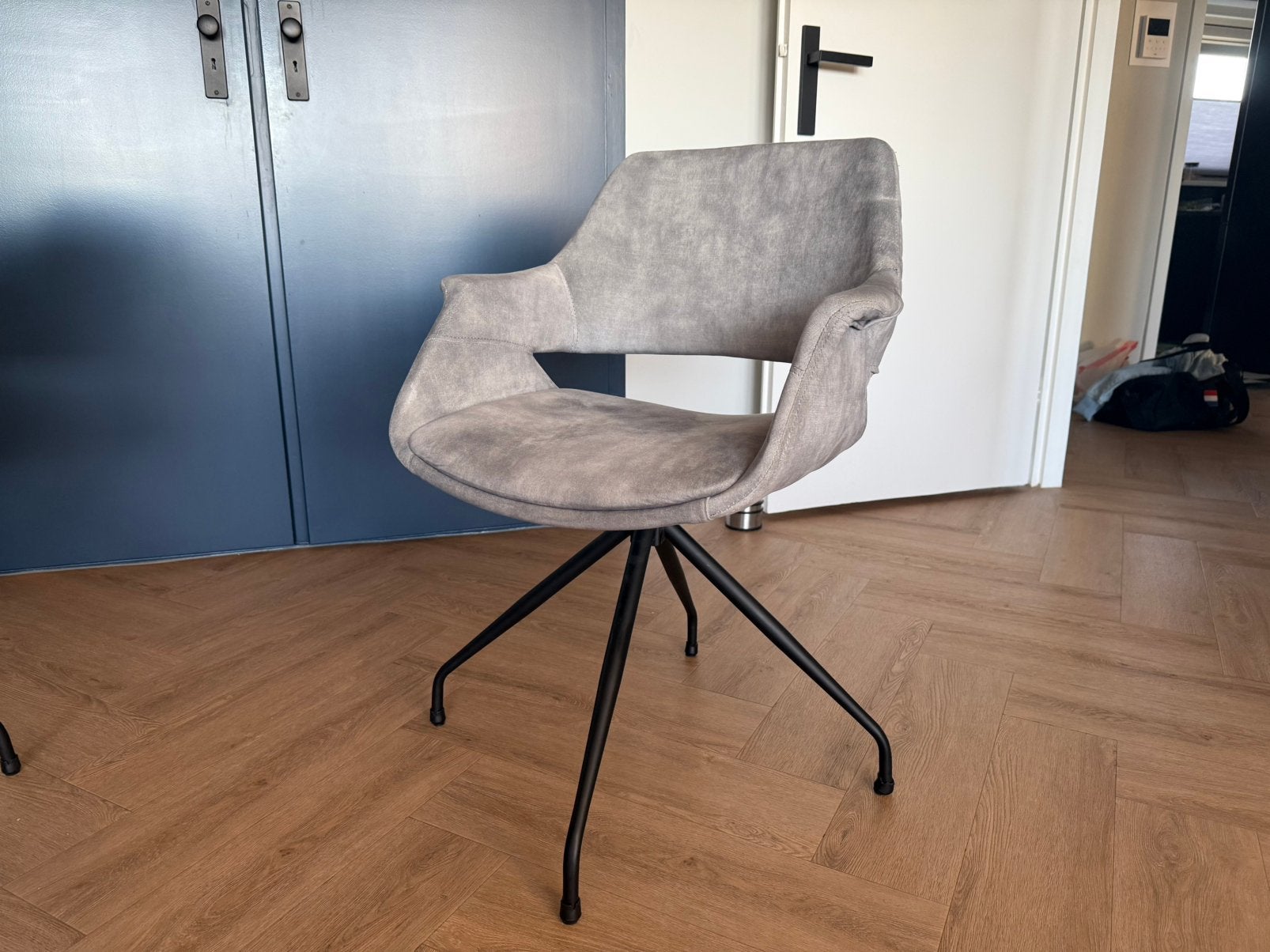Eetkamerstoelen Pronto Wonen, Ophalen, Zo goed als nieuw, Grijs, Vier