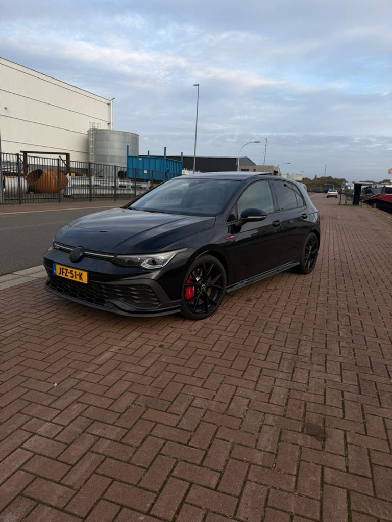 Volkswagen Golf 8 GTI Clubsport - Nurburgring leder bom vol!, 1363 kg, 4 cilinders, 1984 cc, Zwart