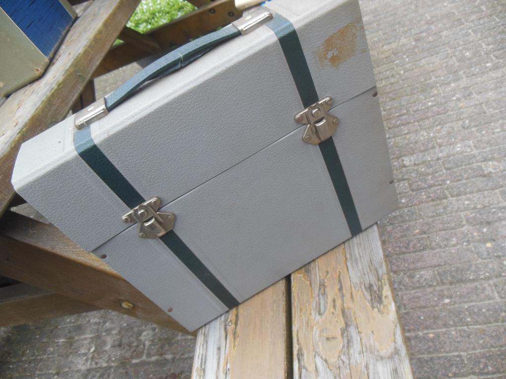 10inch koffertje voor vinyl record bakeliet album platen, Ophalen of Verzenden, Gebruikt, 10 inch