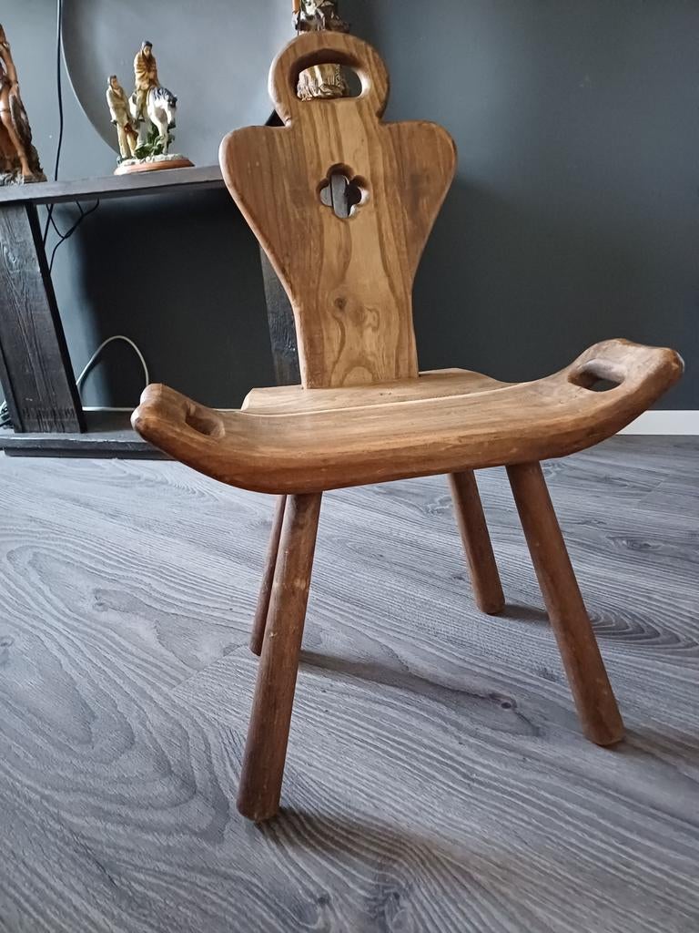 Zeer leuk stoeltje /krukje, Huis en Inrichting, Krukjes, Ophalen, Hout