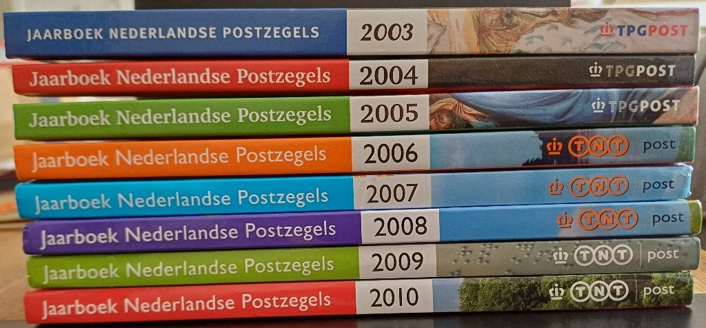 8 jaarboeken voor jaarcollecties postnl ( zonder zegels ), Postzegels en Munten, Postzegels | Nederland, Ophalen of Verzenden