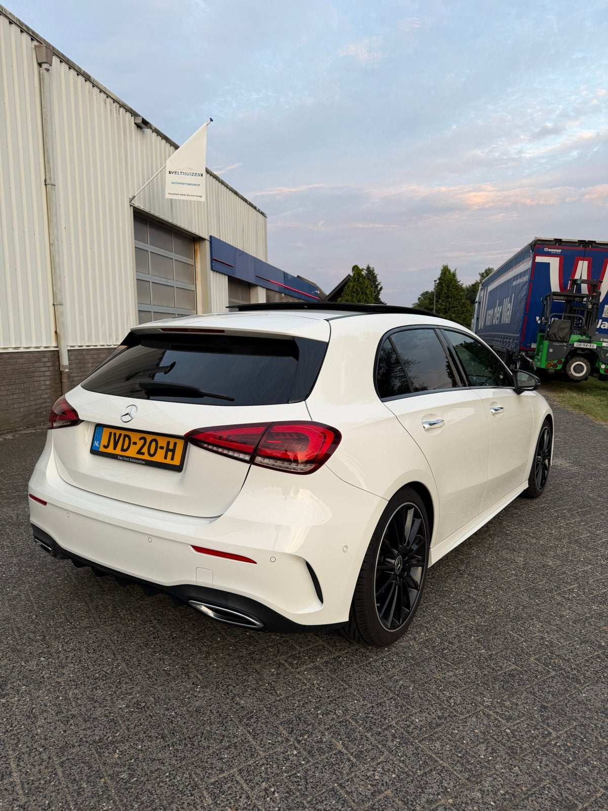 Mercedes-Benz A-Klasse A 250 224pk 7G-DCT 2019 Wit, 15 km/l, 4 cilinders, Wit, Particulier