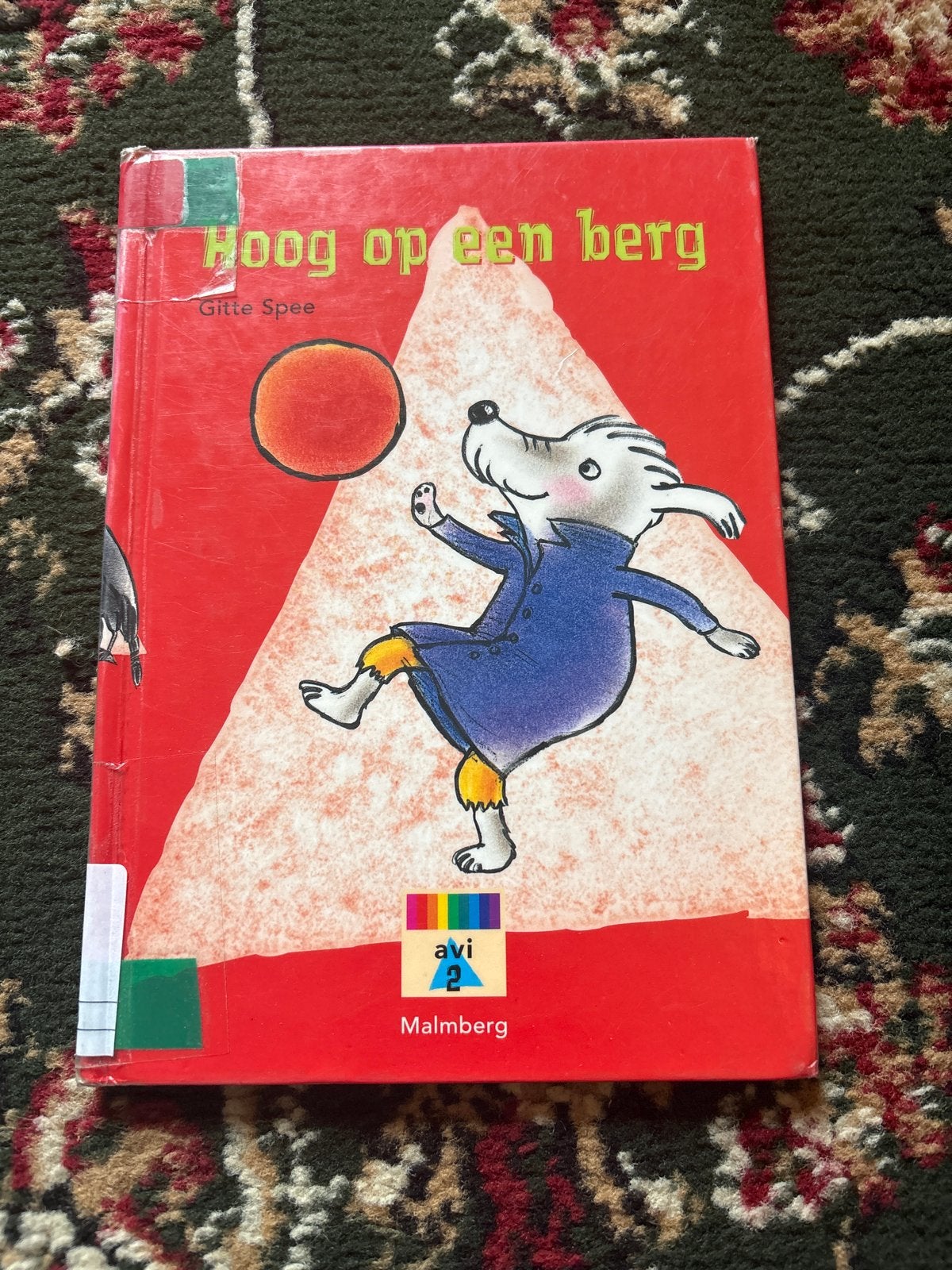 Hoog op een berg - Gitte Spee (AVI 2), Gelezen, 5 of 6 jaar, Fictie algemeen, Jongen of Meisje