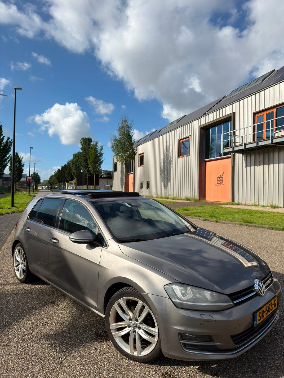 Volkswagen Golf 1.4 TSI 103KW DSG 2013 Grijs, 4 cilinders, 650 kg, 1500 kg, 57 €/maand