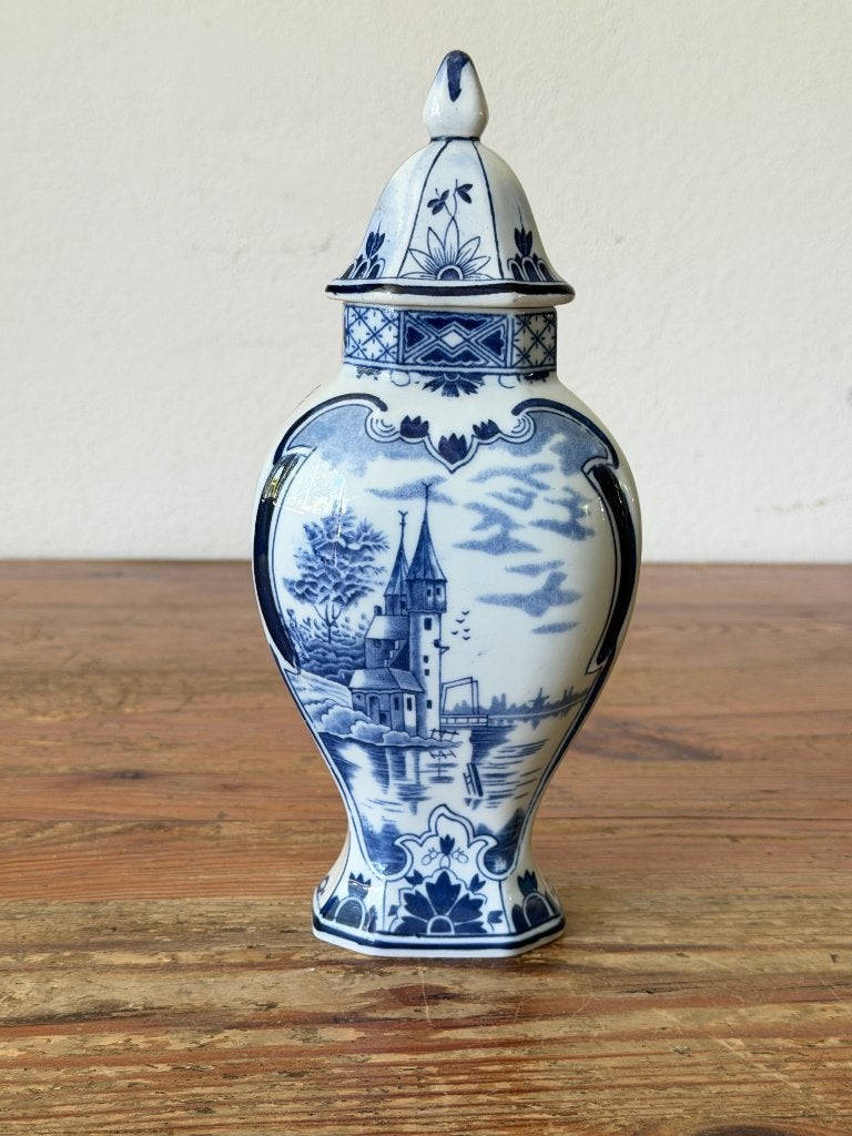 Vaas / Dekselvaas / urn - Mosa - Louis Regout, Ophalen of Verzenden