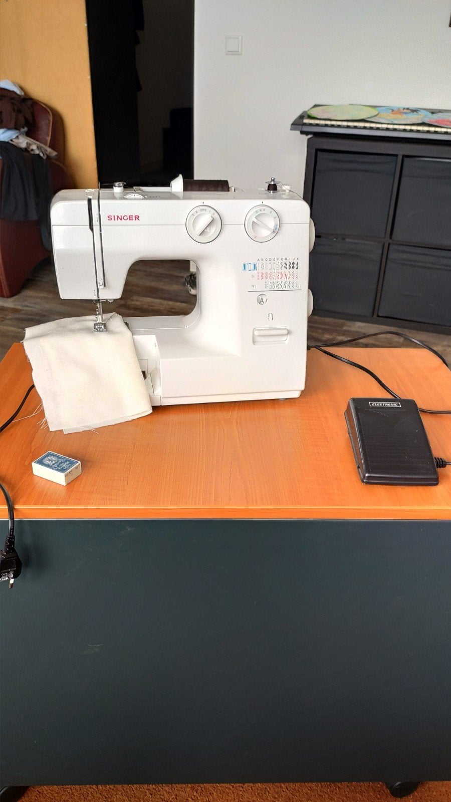 Singer naaimachine model 1130, Ophalen, Zo goed als nieuw, Naaimachine, Singer