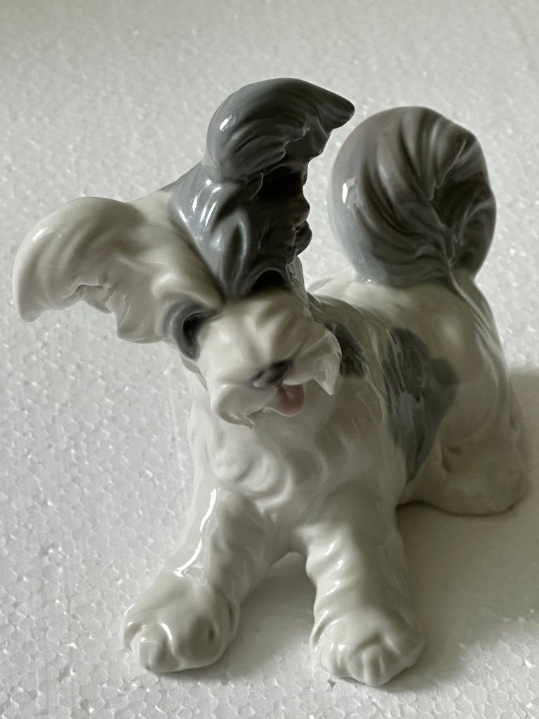 Porseleinen Terriër Hond beeld/Lladro, Ophalen of Verzenden, Zo goed als nieuw