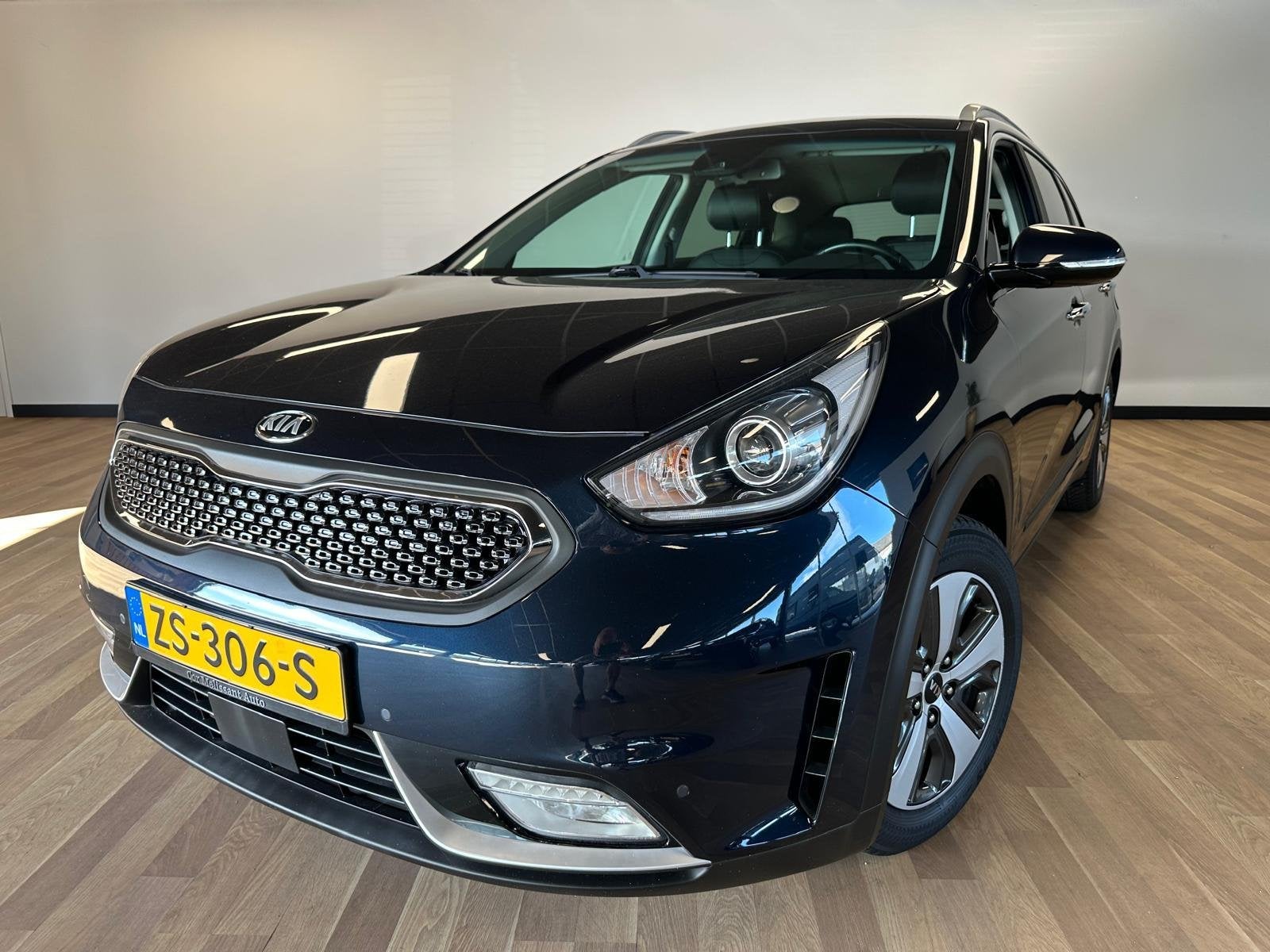 Kia Niro 1.6 GDi Hybrid First Edition, Auto's, Dealer onderhouden, Gebruikt, Euro 6, 2 kWh