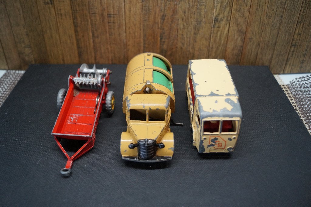 3 x Dinky toy Geen Atlas !! Opknappers. Jaren '60, Verzenden