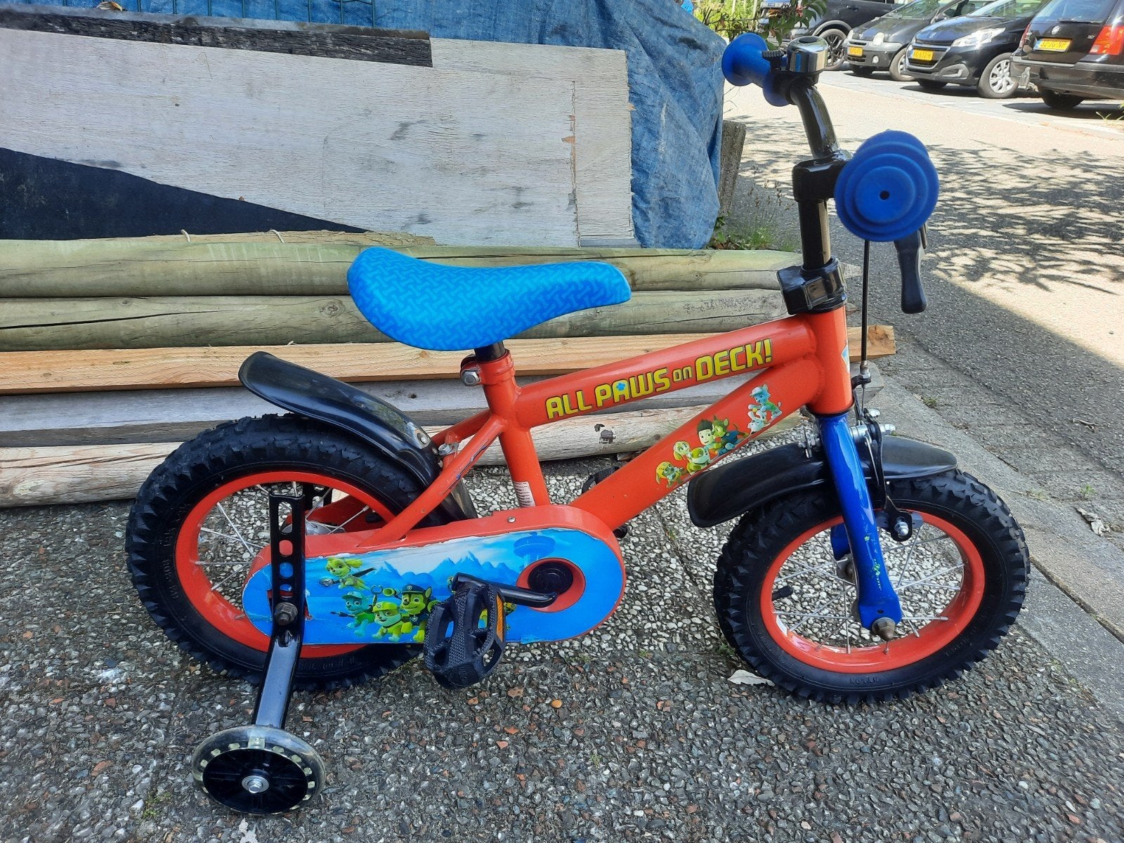 12,5 inch Kinderfiets met Zijwieltjes (ZO GOED ALS NIEUW), Ophalen, Terugtraprem, Zijwieltjes, Minder dan 16 inch