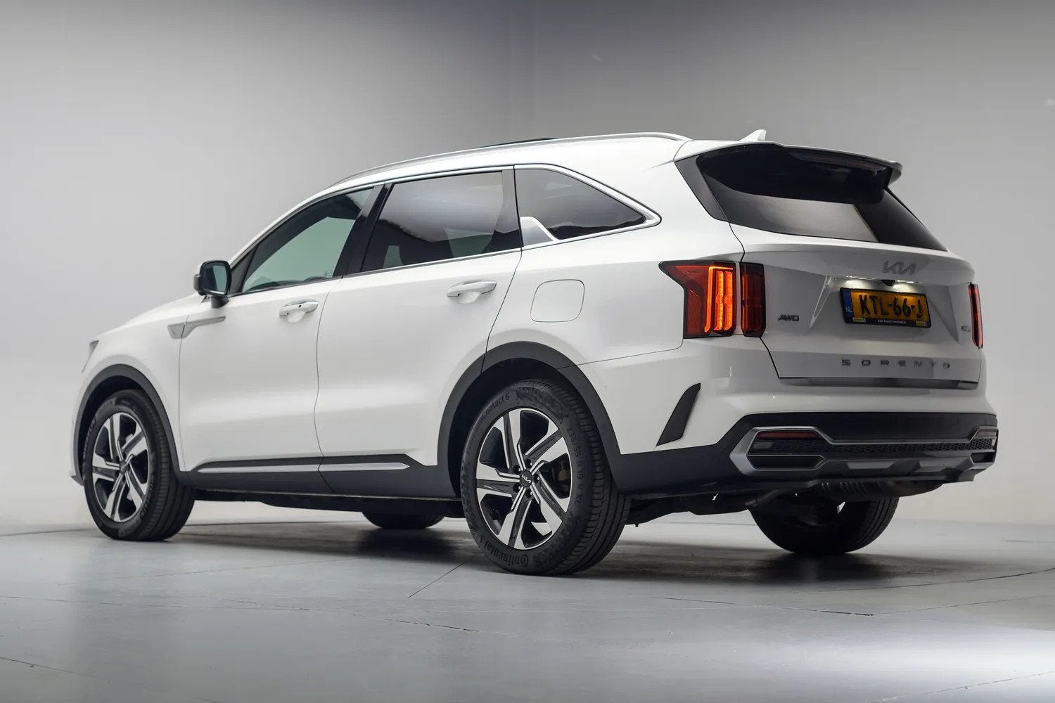 Kia Sorento 1.6 T-GDI PHEV AWD ExecutiveLine Aut. 7 pers. [, Auto's, Kia, Gebruikt, 4 cilinders, 7 stoelen, Wit