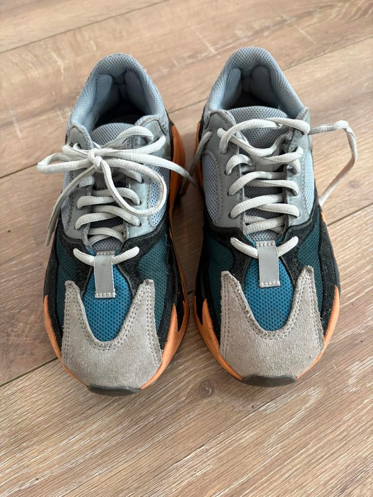 Yeezy maat 37 1/3, Kleding | Dames, Schoenen, Oranje, Ophalen of Verzenden, Sneakers of Gympen, Gedragen